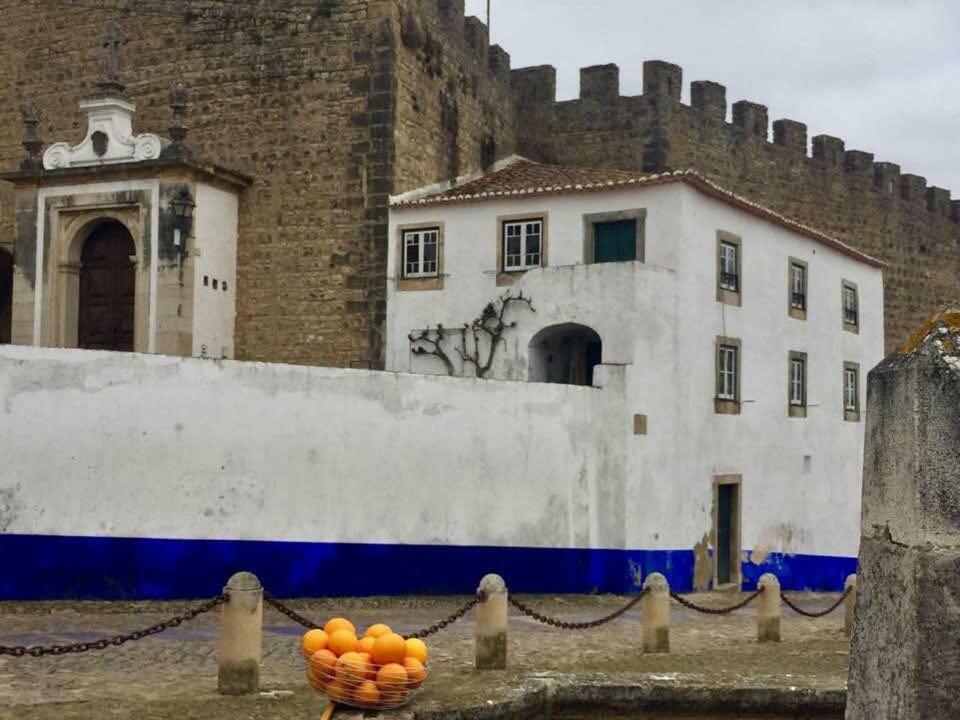 فيلا Casa De Ferias Josefa D'Óbidos المظهر الخارجي الصورة
