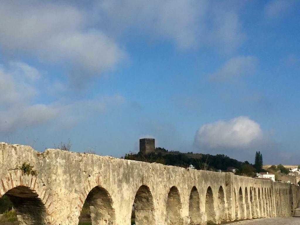 فيلا Casa De Ferias Josefa D'Óbidos المظهر الخارجي الصورة